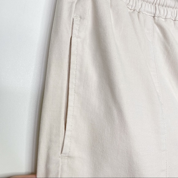 Stitch Fix l Pistola Crop Drawstring Straight Pant in Birch, Large - Picture 4 of 7